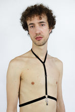 Load image into Gallery viewer, RAYNE Black Harness With Crystal
